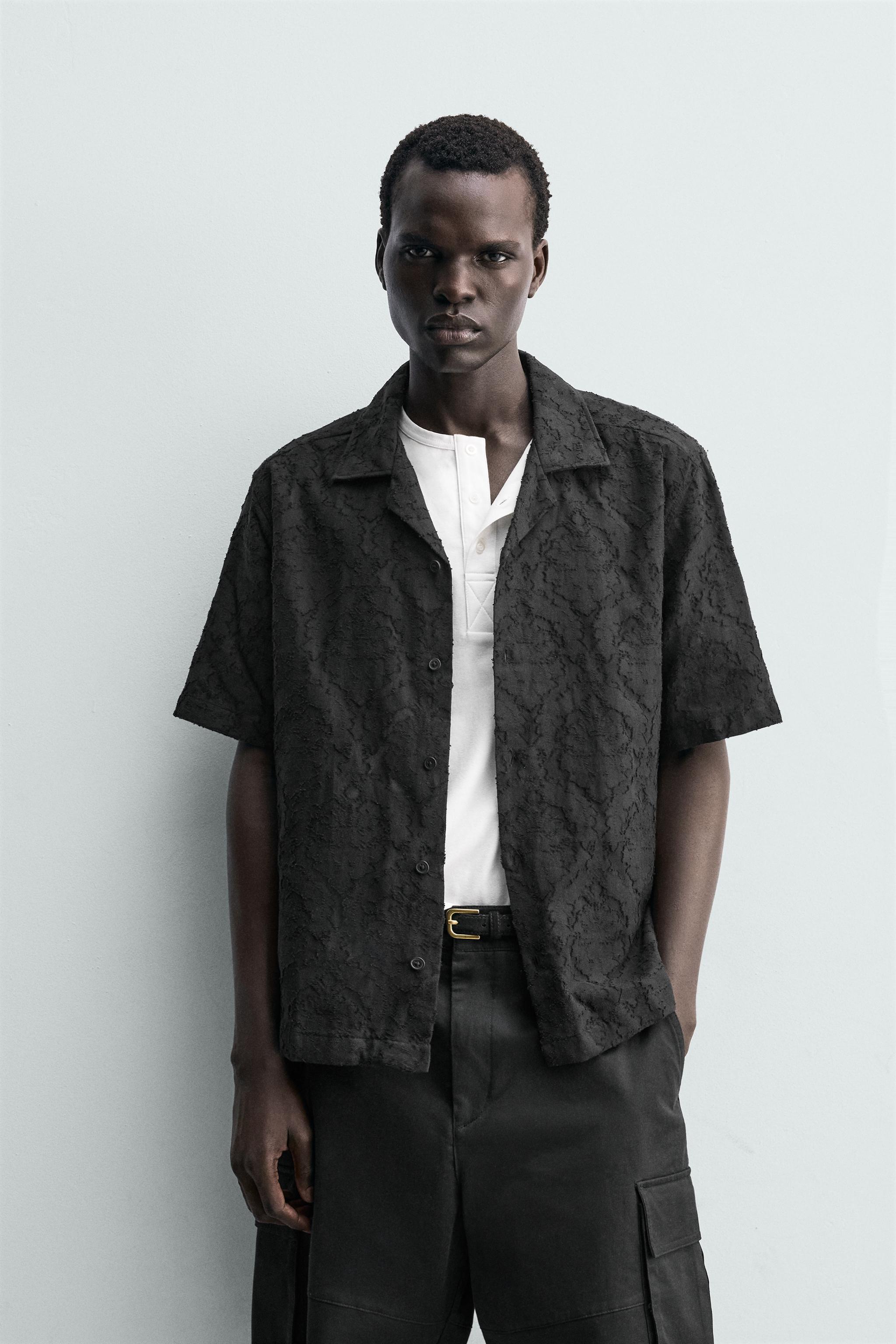 TEXTURED JACQUARD RELAXED FIT SHIRT